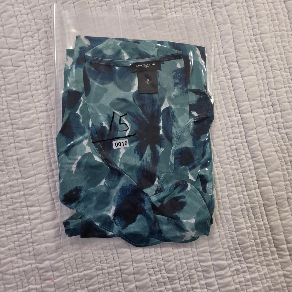Ann Taylor Ruffle Floral Sleeveless Shell Teal Blue Womens 12 Excellent - Picture 11 of 12